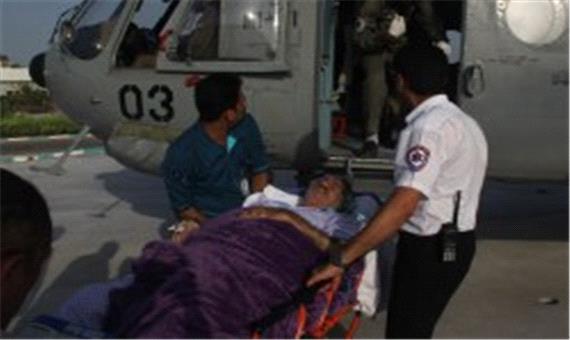 انتقال بیمار قلبی از طریق بال گرد اورژانس هوایی از کیش به بندرعباس