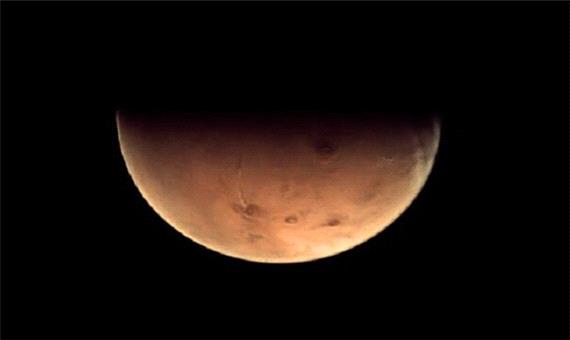 ابرهای سیاره مریخ، شهاب‌سنگ‌های تکه تکه شده‌اند