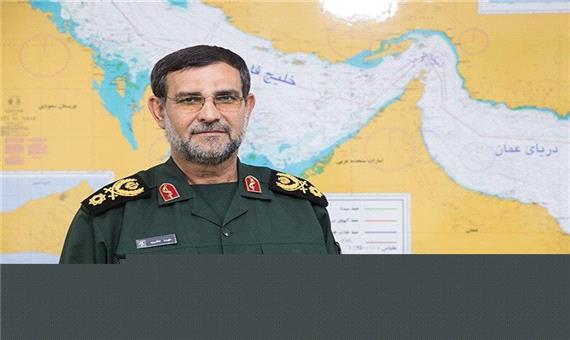 فرمانده نیروی دریایی سپاه: ایران تنها نیست