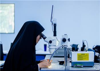 توانمندسازی دانشجویان برای ورود به بازار کار دانشبنیان