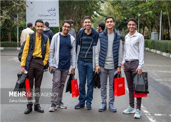 آغاز سال تحصیلی دانشگاهها از امروز؛ آموزش در 21 دانشگاه مجازی آغاز شد
